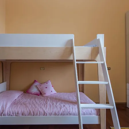 Appartement Le Colonne By Interhome Rome